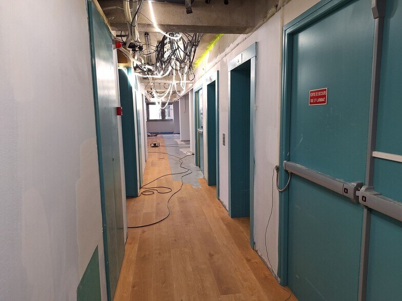 Bureau dans Bordeaux à louer - Photo intérieure - Image 3 de 14