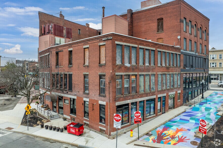 336 Main St, Fitchburg, MA à louer - Photo du bâtiment - Image 3 de 3