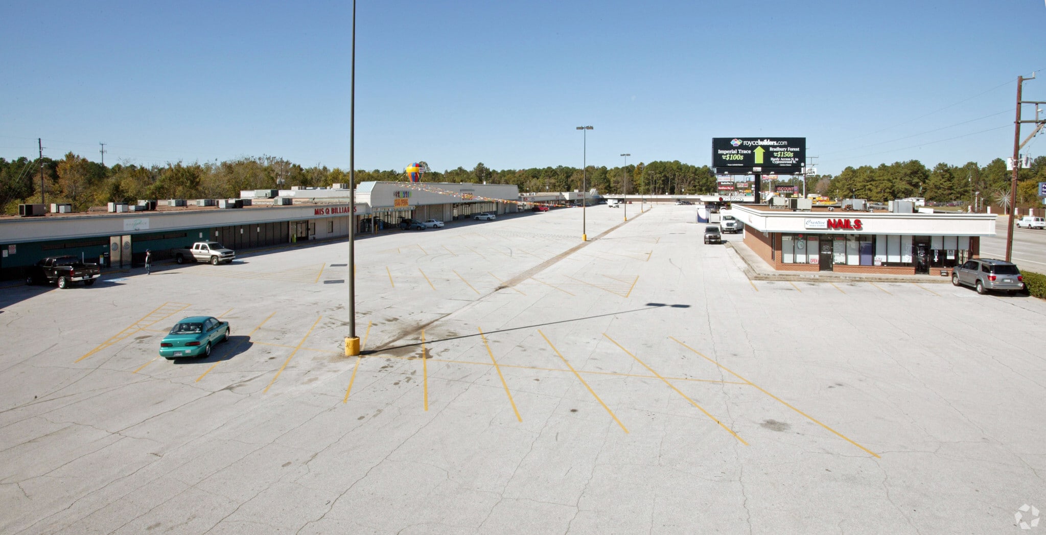 2560 E FM 1960 Rd, Houston, TX for lease Primary Photo- Image 1 of 11