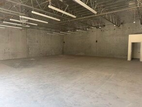 6635 S Tenaya Way, Las Vegas, NV for lease Interior Photo- Image 2 of 3