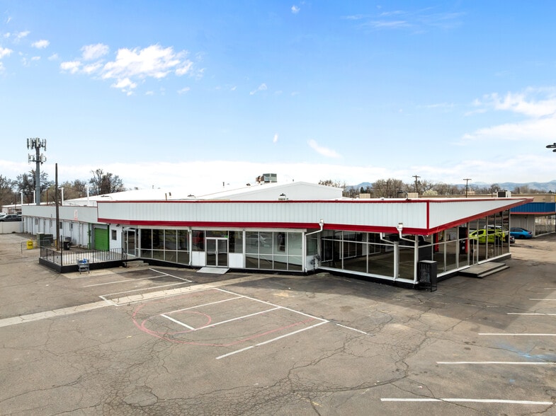 7800 W Colfax Ave, Lakewood, CO à vendre - Photo du bâtiment - Image 2 de 27