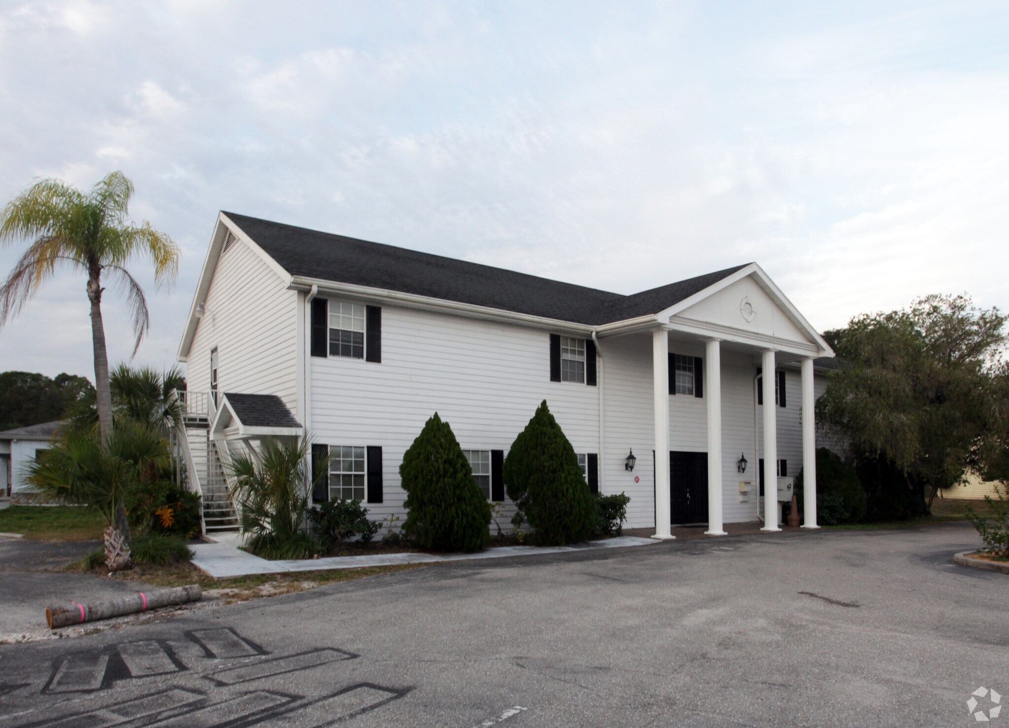 949 Tamiami Trl, Port Charlotte, FL à vendre Photo du bâtiment- Image 1 de 1