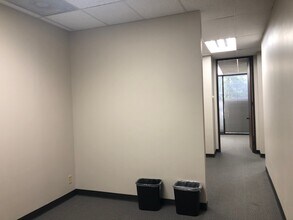 10701 Corporate Dr, Stafford, TX for lease Interior Photo- Image 2 of 6