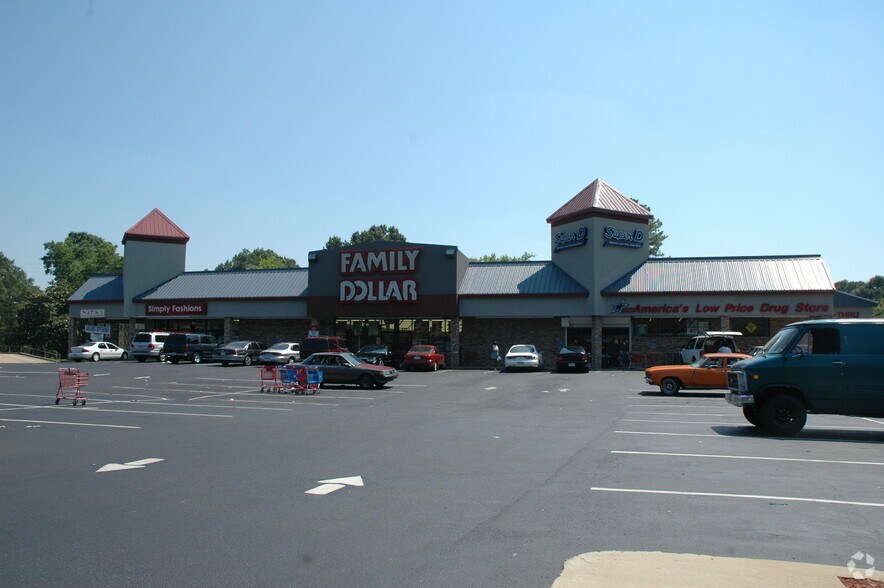 3111 W Capitol St, Jackson, MS à louer - Photo du bâtiment - Image 2 de 26