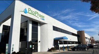 Plus de détails pour 711 Stewart Ave, Garden City, NY - Bureau à louer