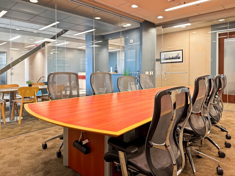 11650-11670 Fountains Dr, Maple Grove, MN à louer - Photo intérieure - Image 3 de 17