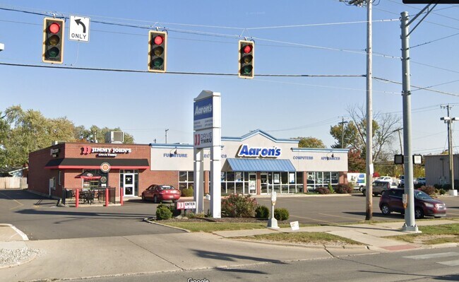 Plus de détails pour 5410 Coldwater Rd, Fort Wayne, IN - Commerce de détail à louer