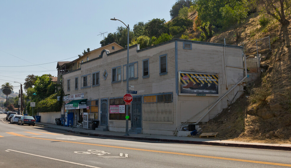 3374 Griffin Ave, Los Angeles, CA for sale - Primary Photo - Image 1 of 1