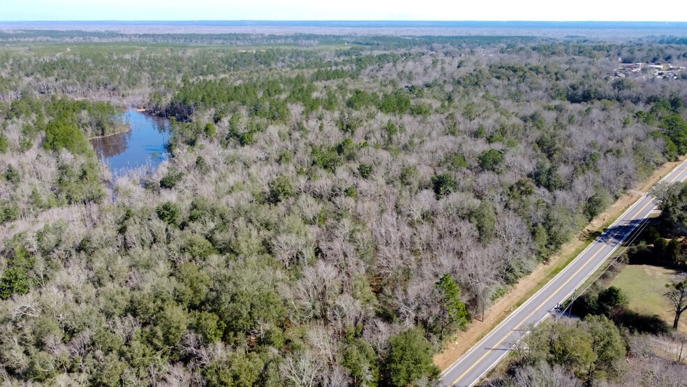 800 McKenzie Rd, Cantonment, FL for sale - Primary Photo - Image 1 of 22