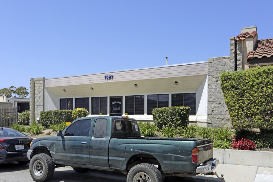 1587 Morse Ave, Ventura, CA à louer - Photo du bâtiment - Image 3 de 3