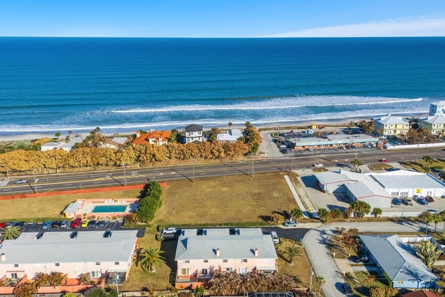 1740 Highway A1A, Satellite Beach, FL à vendre - Photo du bâtiment - Image 2 de 14