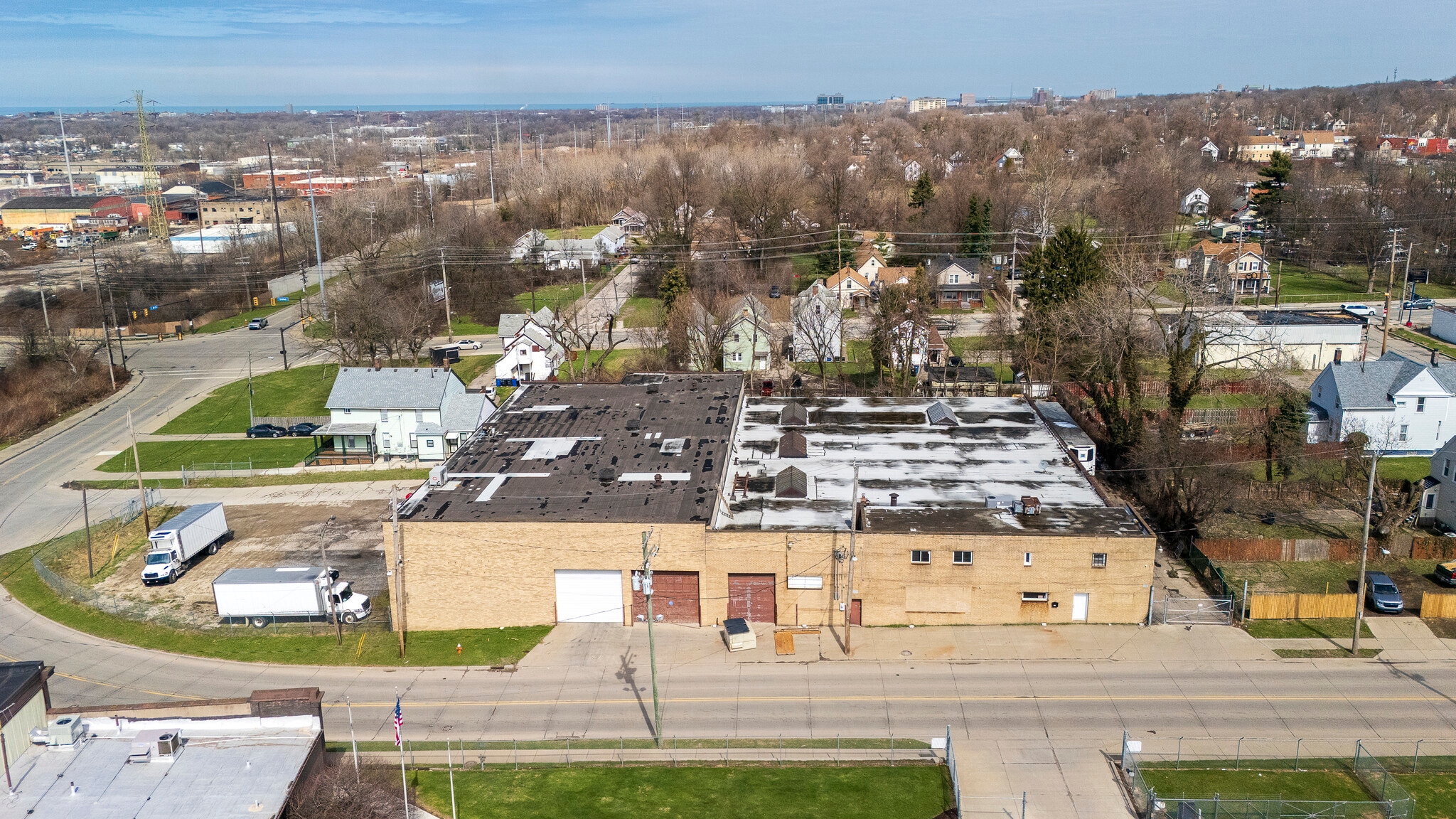 8915 Crane Ave, Cleveland, OH for sale Primary Photo- Image 1 of 7