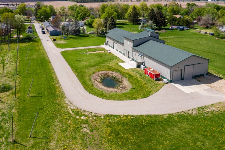 4630 W Hickory Rd, Hickory Corners, MI for sale Primary Photo- Image 1 of 22