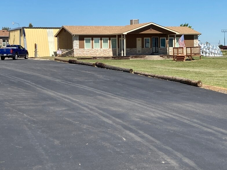 1315 Monroe St, Strasburg, CO for sale - Building Photo - Image 3 of 8