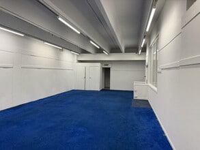 Institute Ln, Alfreton for lease Interior Photo- Image 1 of 6