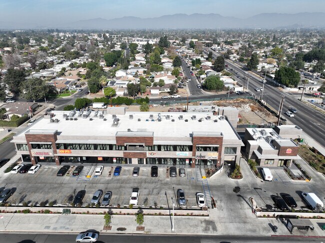 More details for 13755 Roscoe Blvd, Panorama City, CA - Office/Retail for Lease