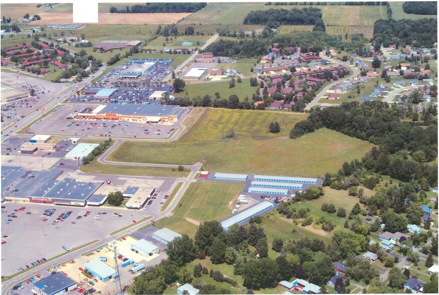 2184 Elida Rd, Lima, OH à louer - Photo du bâtiment - Image 3 de 3