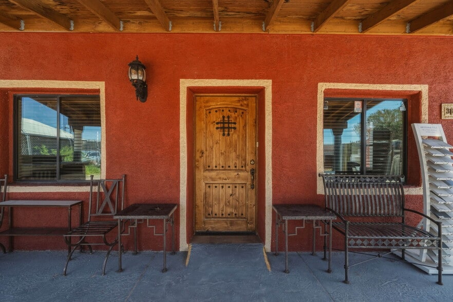 3835 E Technical Dr, Tucson, AZ for lease - Building Photo - Image 3 of 43