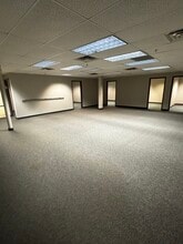 750 2nd St NE, Hopkins, MN for lease Interior Photo- Image 1 of 8