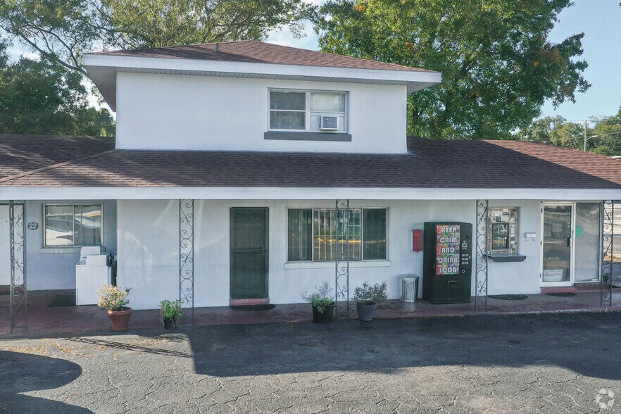 1509 E Hillsborough Ave, Tampa, FL à vendre - Photo du bâtiment - Image 2 de 9
