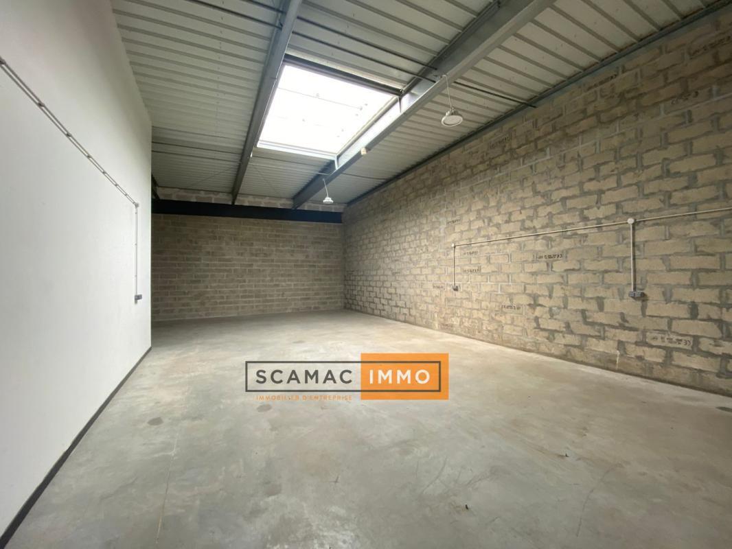 Industrial in Palaiseau for lease Interior Photo- Image 1 of 8