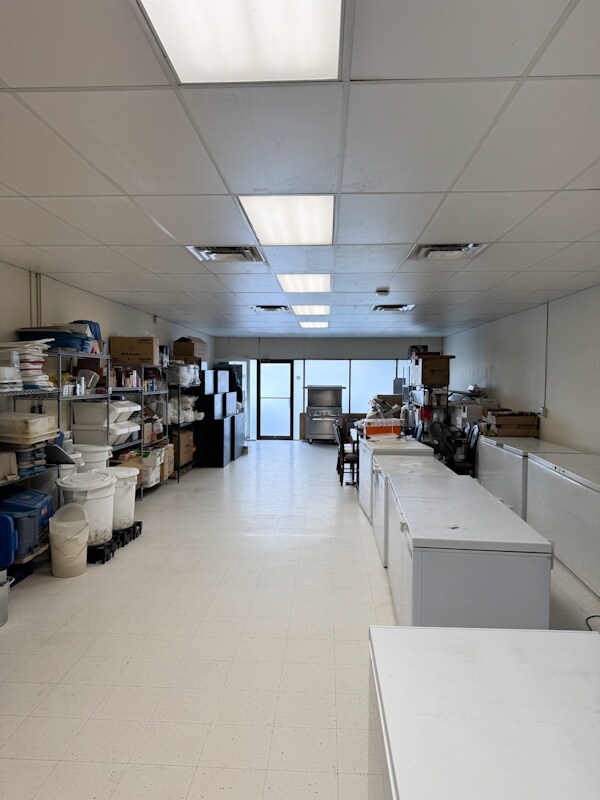 315 Woodvale Road West NW, Edmonton, AB for lease Building Photo- Image 1 of 3