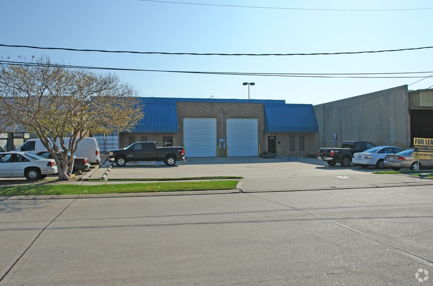 1409 Kuebel St, New Orleans, LA for lease - Primary Photo - Image 1 of 2