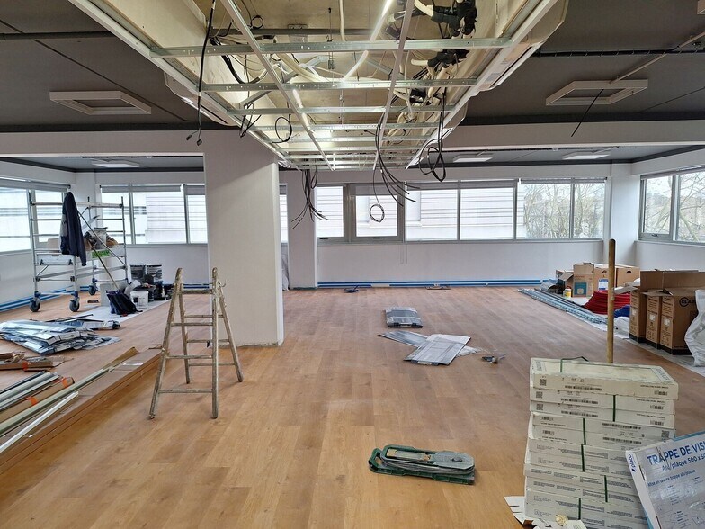 Bureau dans Bordeaux à louer - Photo intérieure - Image 2 de 14