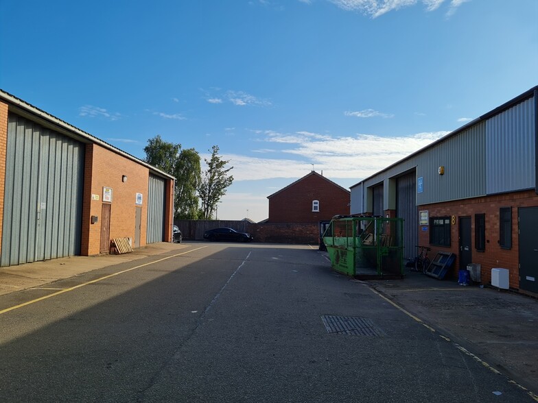 High St, Swadlincote à louer - Photo du b timent - Image 2 de 3