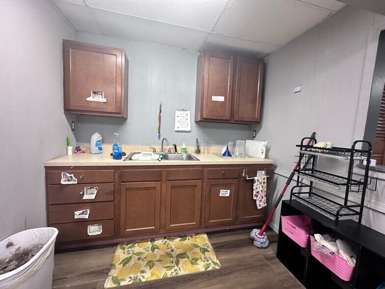 116 1/2 E Church St, Alexandria, IN à vendre - Photo du bâtiment - Image 3 de 5