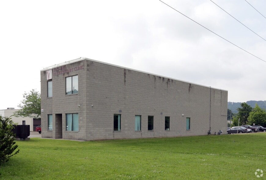 10 Ewen Rd, Hamilton, ON à louer - Photo du bâtiment - Image 3 de 15