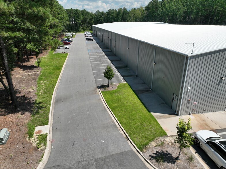 1056 Business Park Rd, Summerville, SC for lease - Building Photo - Image 3 of 13