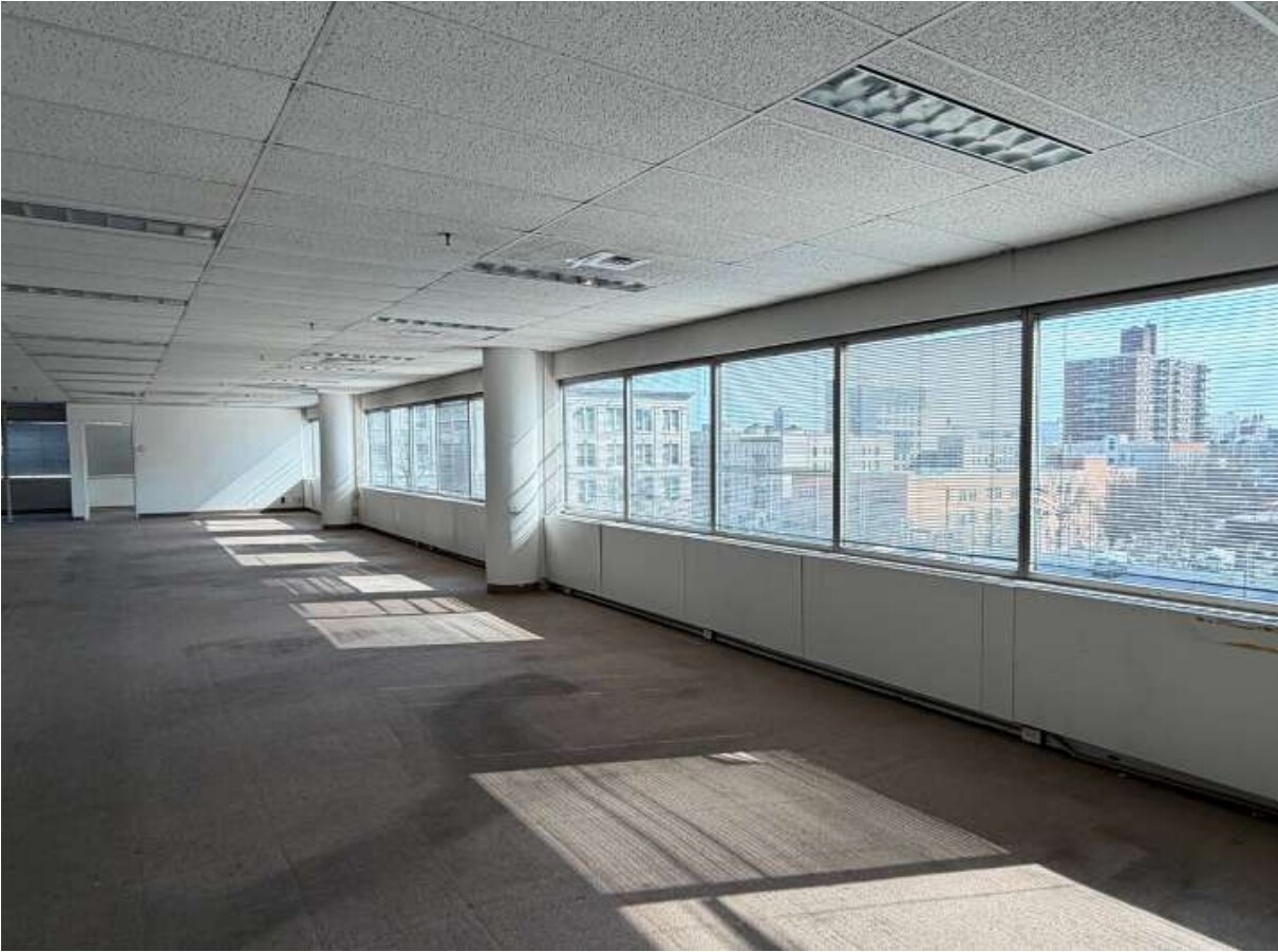 1 Fordham Plz, Bronx, NY for lease Interior Photo- Image 1 of 5