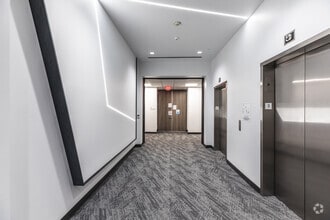 5575 Ruffin Rd, San Diego, CA for lease Interior Photo- Image 1 of 11