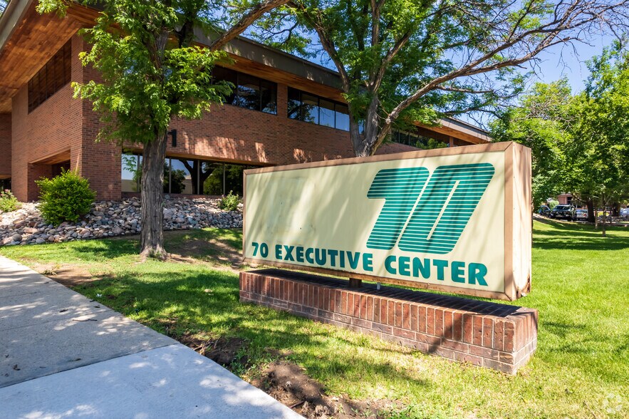 4891 Independence St, Wheat Ridge, CO à louer - Photo du bâtiment - Image 3 de 7