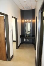 18518 Hardy Oak Blvd, San Antonio, TX for lease Interior Photo- Image 2 of 4