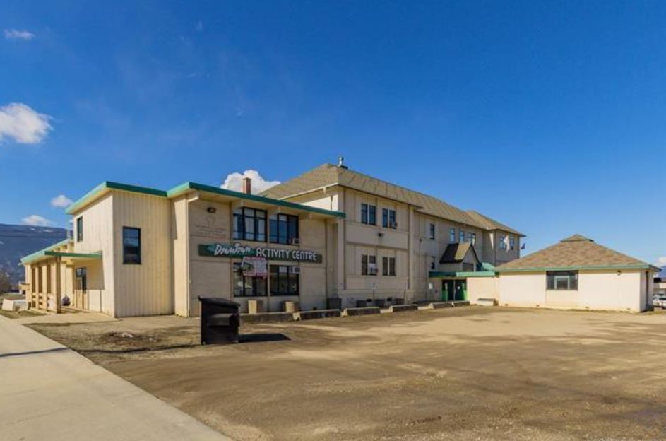 451 Shuswap St SW, Salmon Arm, BC for sale Primary Photo- Image 1 of 1