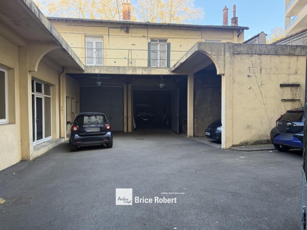 5 Rue Des Entrepôts, Lyon for sale Building Photo- Image 1 of 6