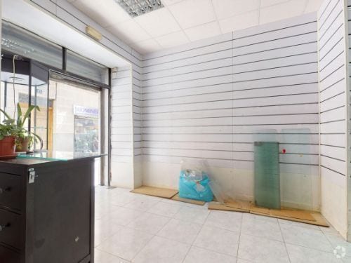Madrid, MAD 28012 - Unit Puerta LC, Esc. 1 - - Interior Photo - Image 2 of 5