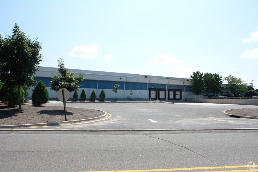 1940 Rutgers University Blvd, Lakewood, NJ for lease - Building Photo - Image 3 of 3