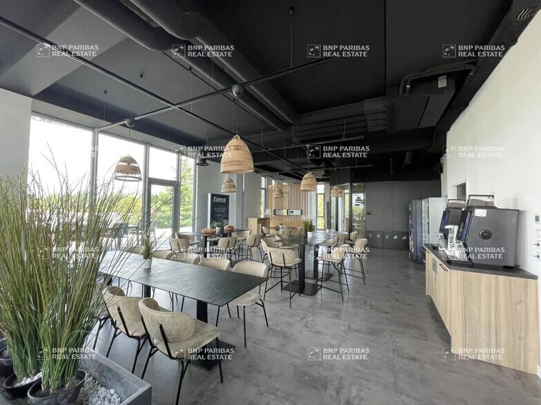 Bureau dans Limonest à louer - Photo intérieure - Image 2 de 10