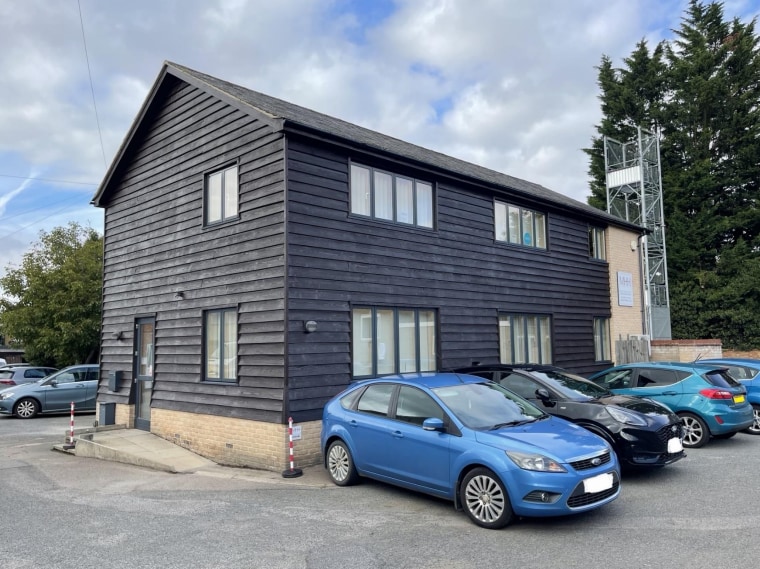 172 High St, Cottenham à louer Photo du bâtiment- Image 1 de 1