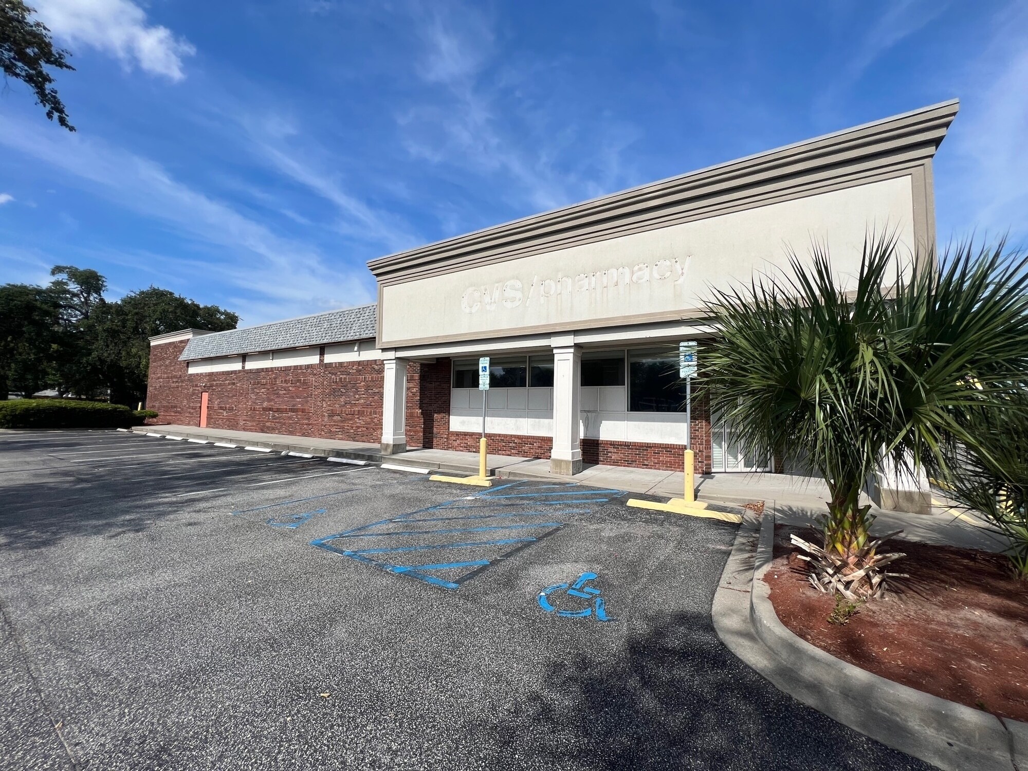 512 S Kings Hwy, Myrtle Beach, SC à vendre Photo du bâtiment- Image 1 de 10