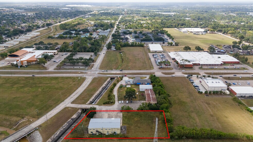 1035 Fairmont Pky, Pasadena, TX for sale - Building Photo - Image 2 of 41