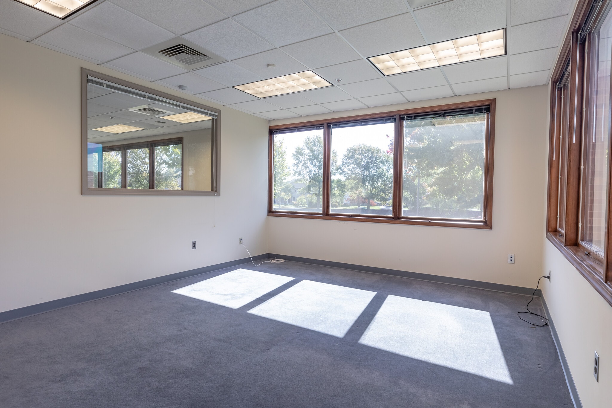 101 Gibraltar Rd, Horsham Township, PA for lease Interior Photo- Image 1 of 5