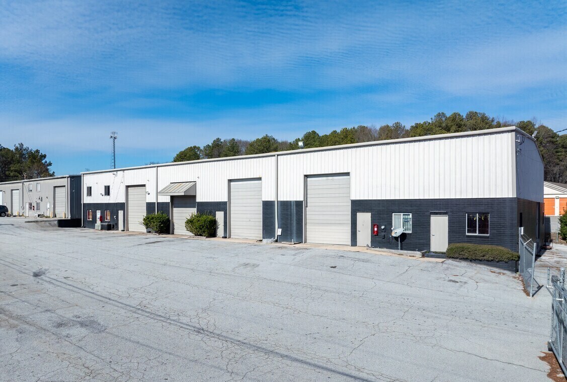 6275 Highway 85, Riverdale, GA for lease Building Photo- Image 1 of 35