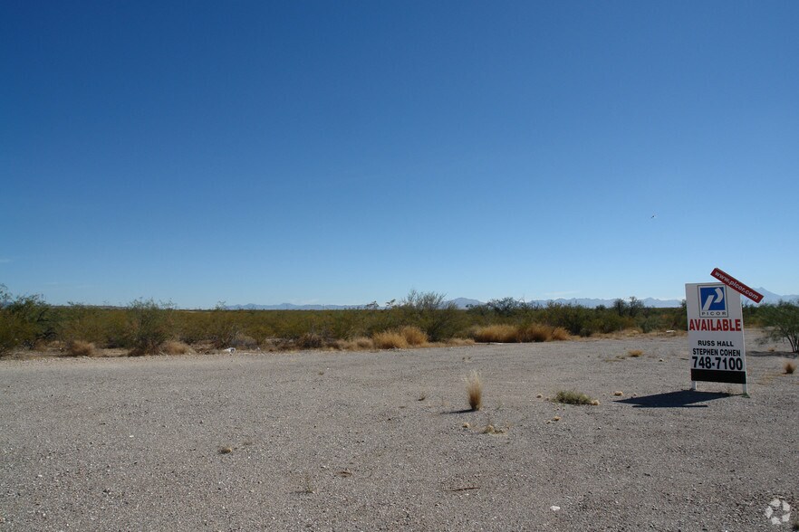 6955 S Country Club Rd, Tucson, AZ for sale - Building Photo - Image 2 of 5