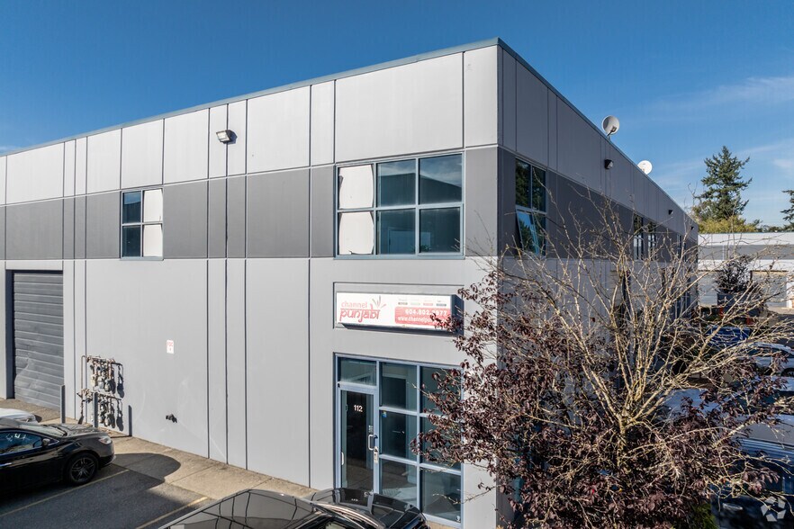 13045 84th Ave, Surrey, BC for sale - Primary Photo - Image 1 of 4