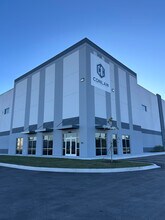 0000 Eastport Rd, Jacksonville, FL for lease Interior Photo- Image 1 of 4