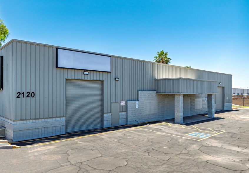 2120 S 7th St, Phoenix, AZ for sale - Building Photo - Image 1 of 7